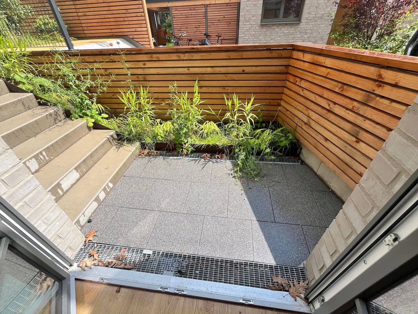 3 1/2 Zimmerwohnung im EG mit 2,92m Deckenhöhe und Süd-Terrasse, 20357 Hamburg (Altona)