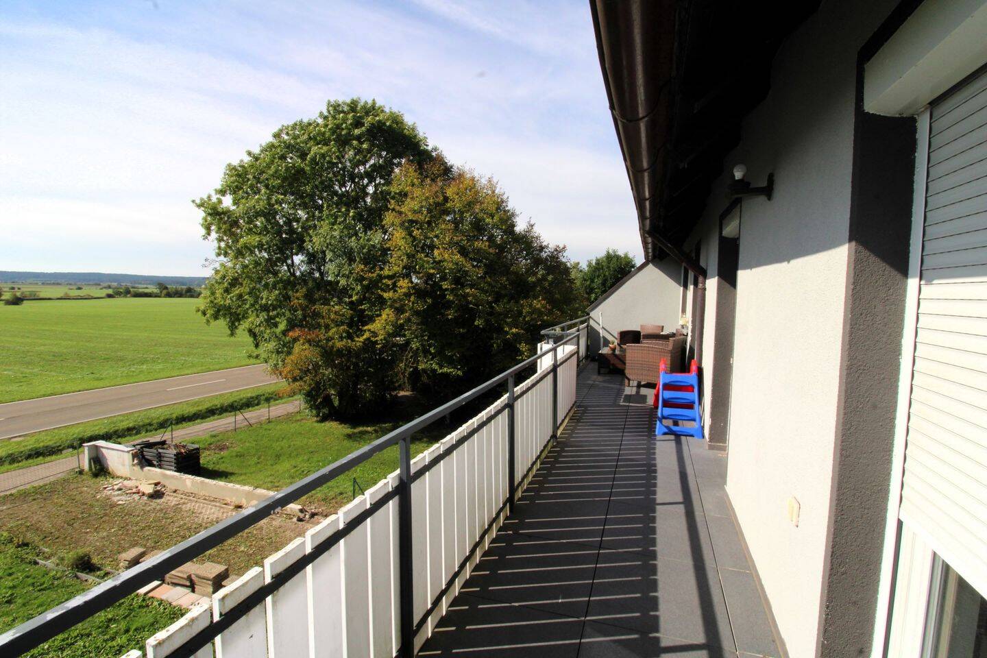 Lichtdurchflutete 4 – Zimmer Wohnung mit sonnigem Balkon, 91567 Herrieden
