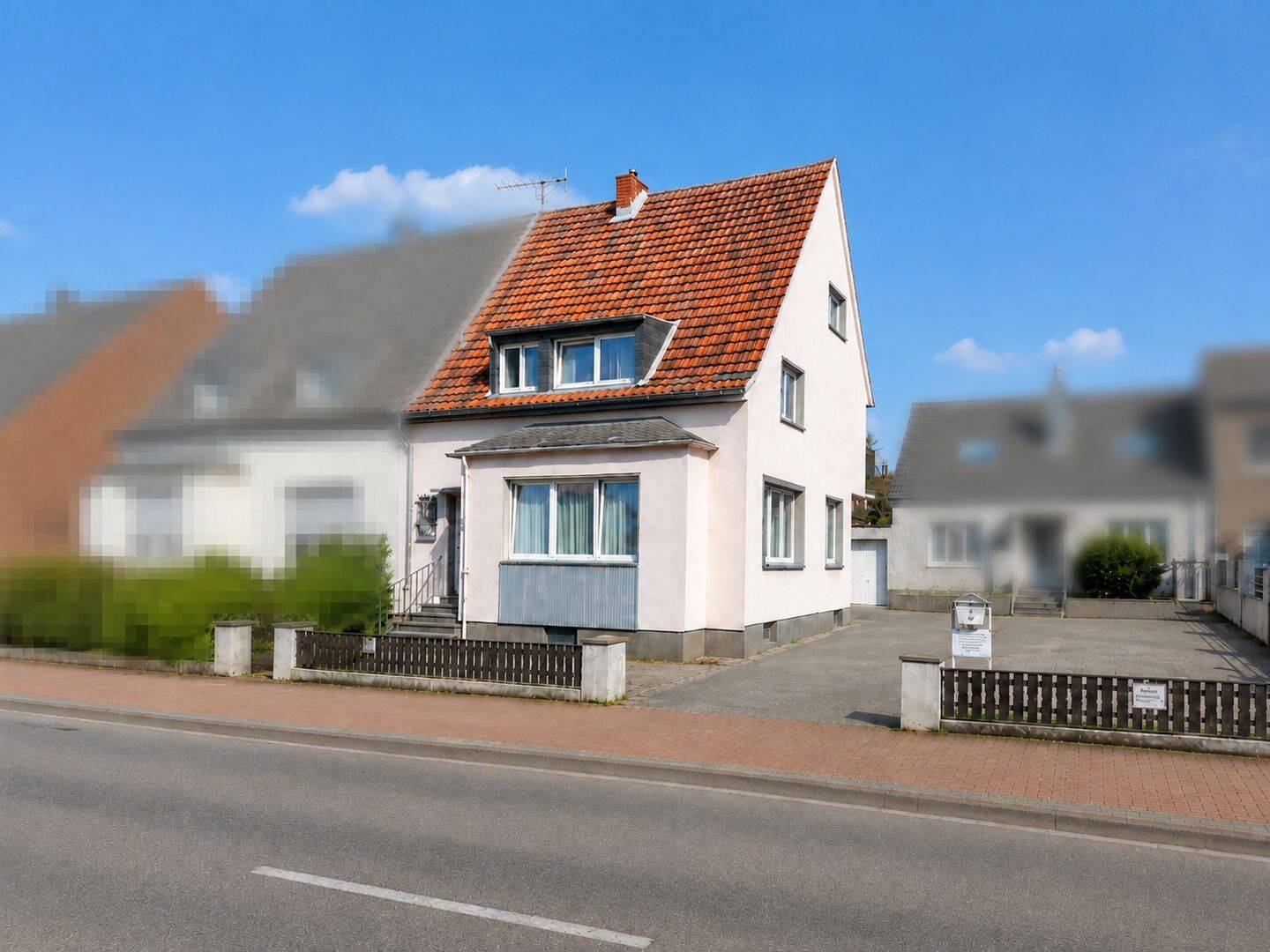 Geräumiges Wohnen: 6 Zimmer in Euskirchen für Ihre Familie, 53879 Euskirchen