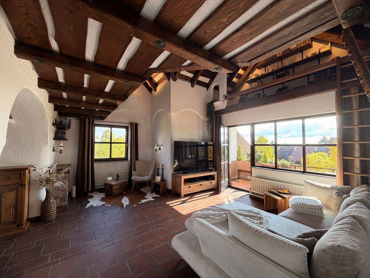Außergewöhnliche Maisonette auf zwei Ebenen 5 Zimmer mit einzigartigem Wohnstil & besonderem Ambiente, 85551 Kirchheim b. München