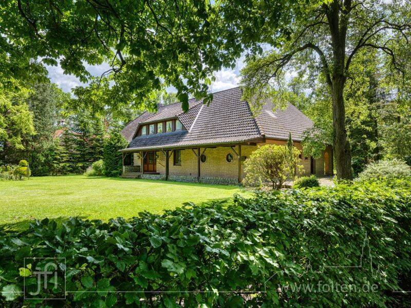 Ankommen und Wohlfühlen: Großzügiges Einfamilienhaus auf einem Traumgrundstück, 26670 Uplengen