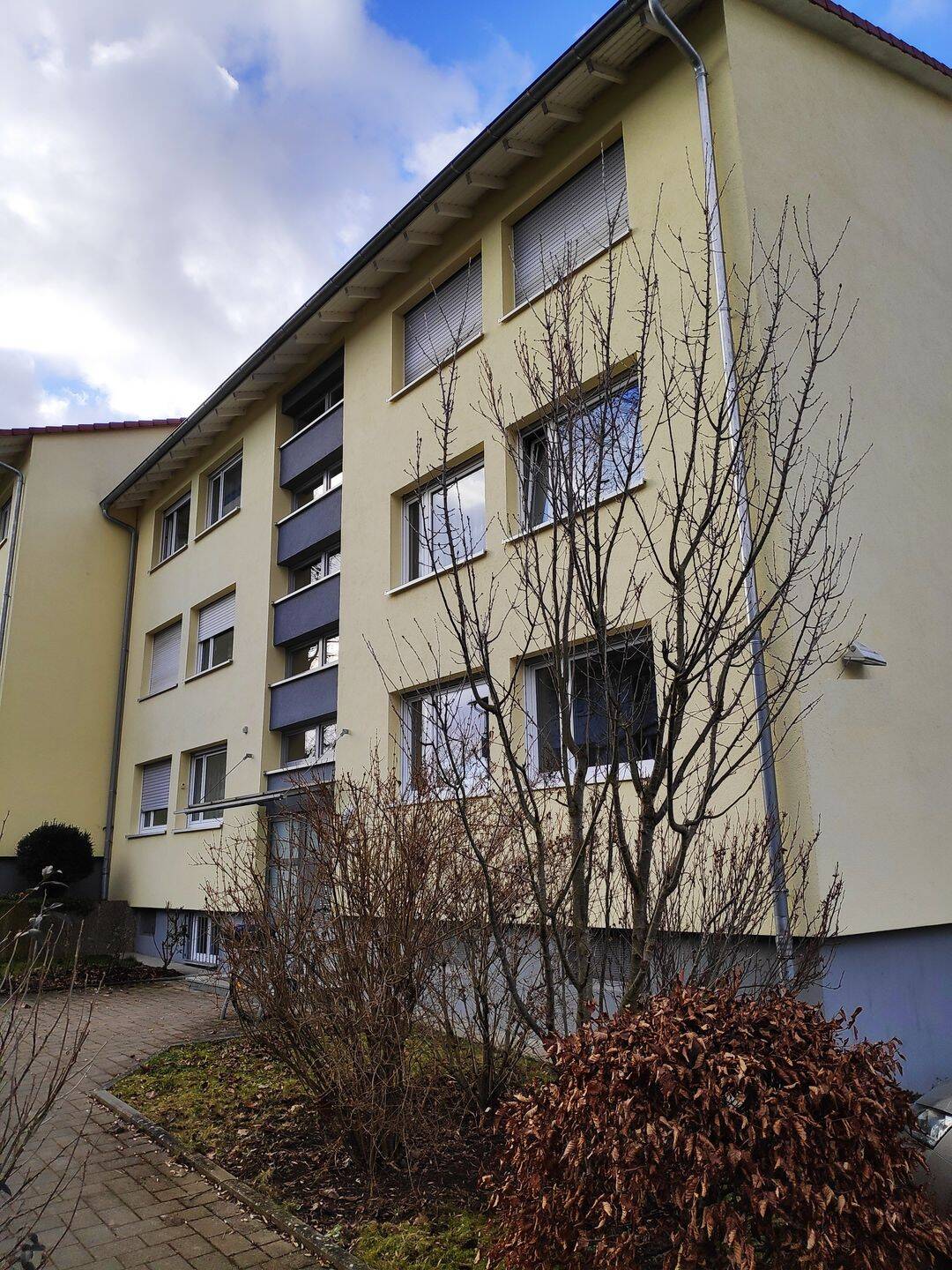 Gehobene 3,5 Zi.-EG-Whg in Neuhausen a. d. F., Balkon, wertige Extras, top Lage, Kernsanierung in 2022, 73765 Neuhausen auf den Fildern