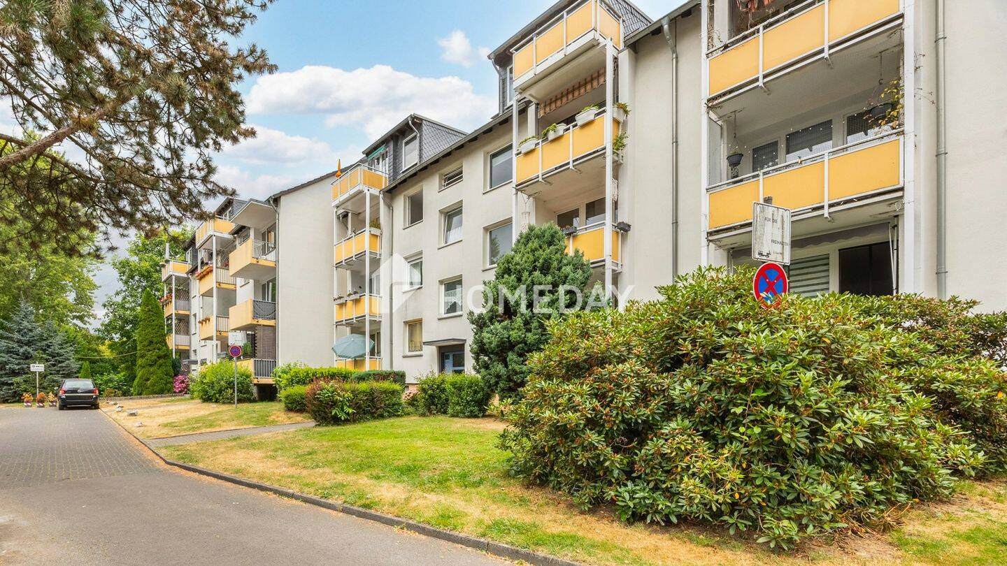 Modern ausgebaute Dachgeschosswohnung mit Südbalkon und Tageslichtbad nahe der Ruhr-Universität, 44892 Bochum (Langendreer)