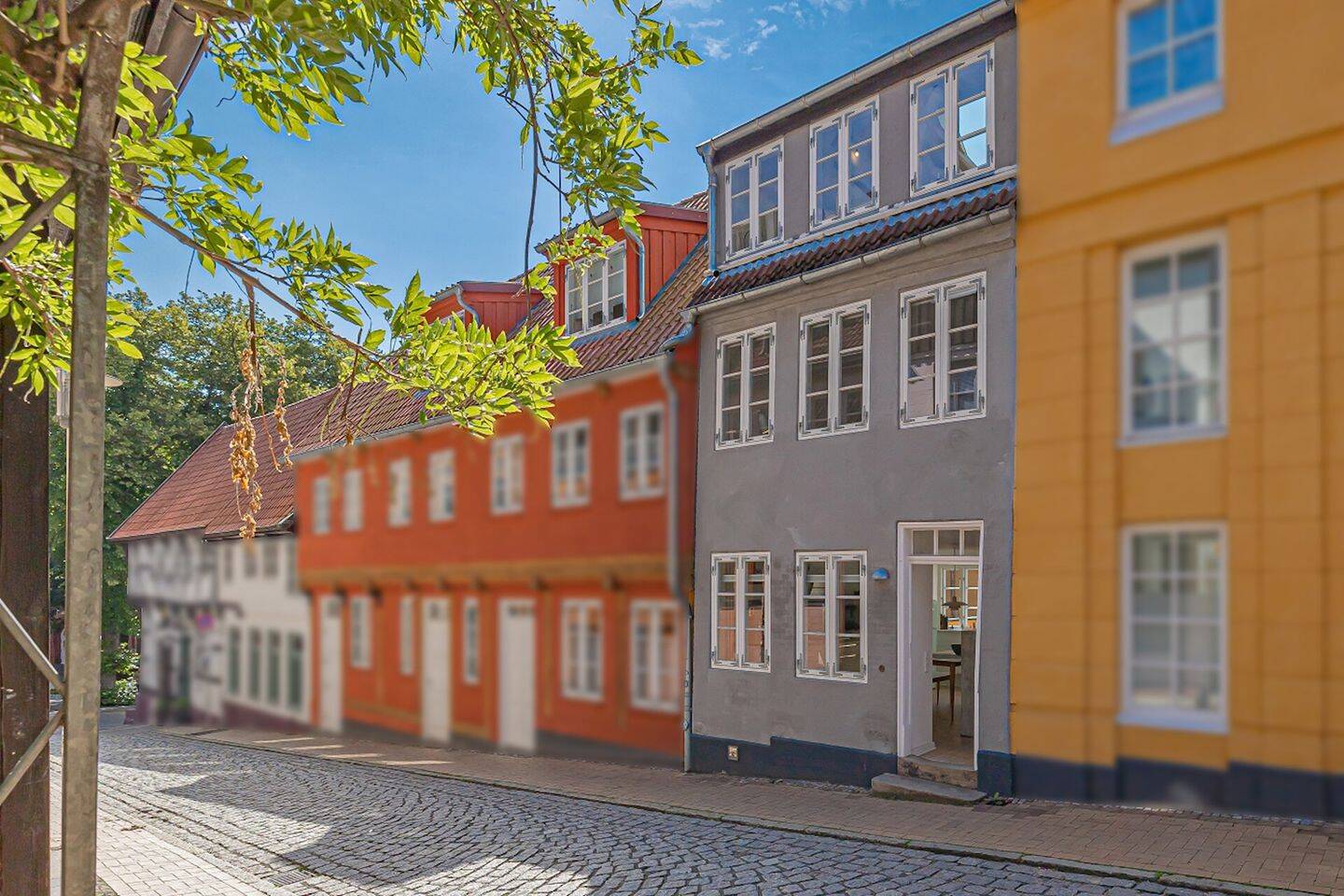 Stilvolles Boutique-Haus mit etabliertem Premium Vermietungskonzept in bester Altstadtlage, 24939 Flensburg (Altstadt Neustadt Nordstadt Westliche Höhe)