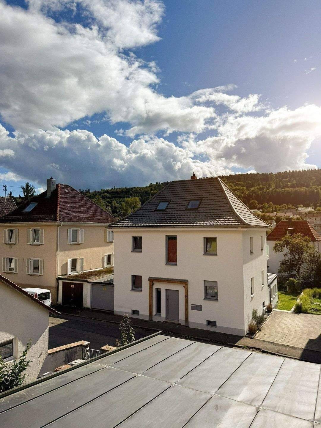 Modernes Dreifamilienhaus mit 3 Wohneinheiten, Garten & hochwertiger Ausstattung, 78532 Tuttlingen