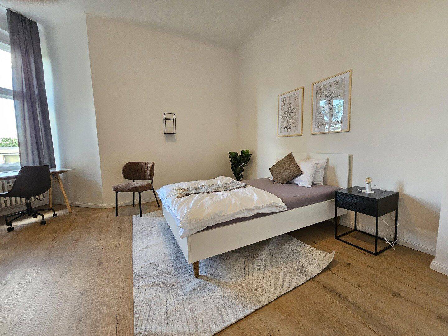 Erstbezug nach Sanierung: Stylische Zimmer in moderner 3er-WG in Berlin-Spandau!, 13585 Berlin (Spandau Falkenhagener Feld Hakenfelde)