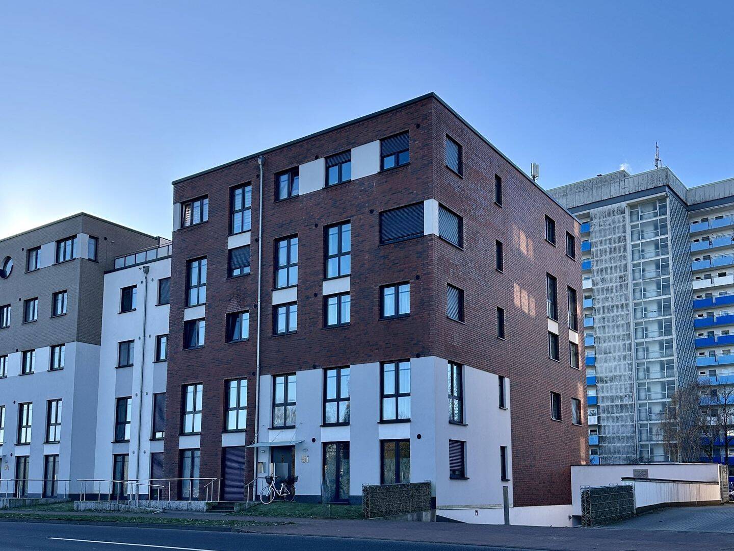 Exklusive 4-Zimmer-Wohnung im Staffelgeschoss mit Balkon, Terrasse und Tiefgarage in Kaltenkirchen, 24568 Kaltenkirchen