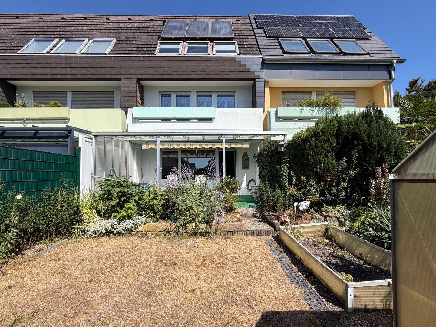 Familienglück in Breisach –  Bezugsfreies Reihenhaus mit neuer Wärmepumpe und sonnigem Westgarten, 79206 Breisach am Rhein