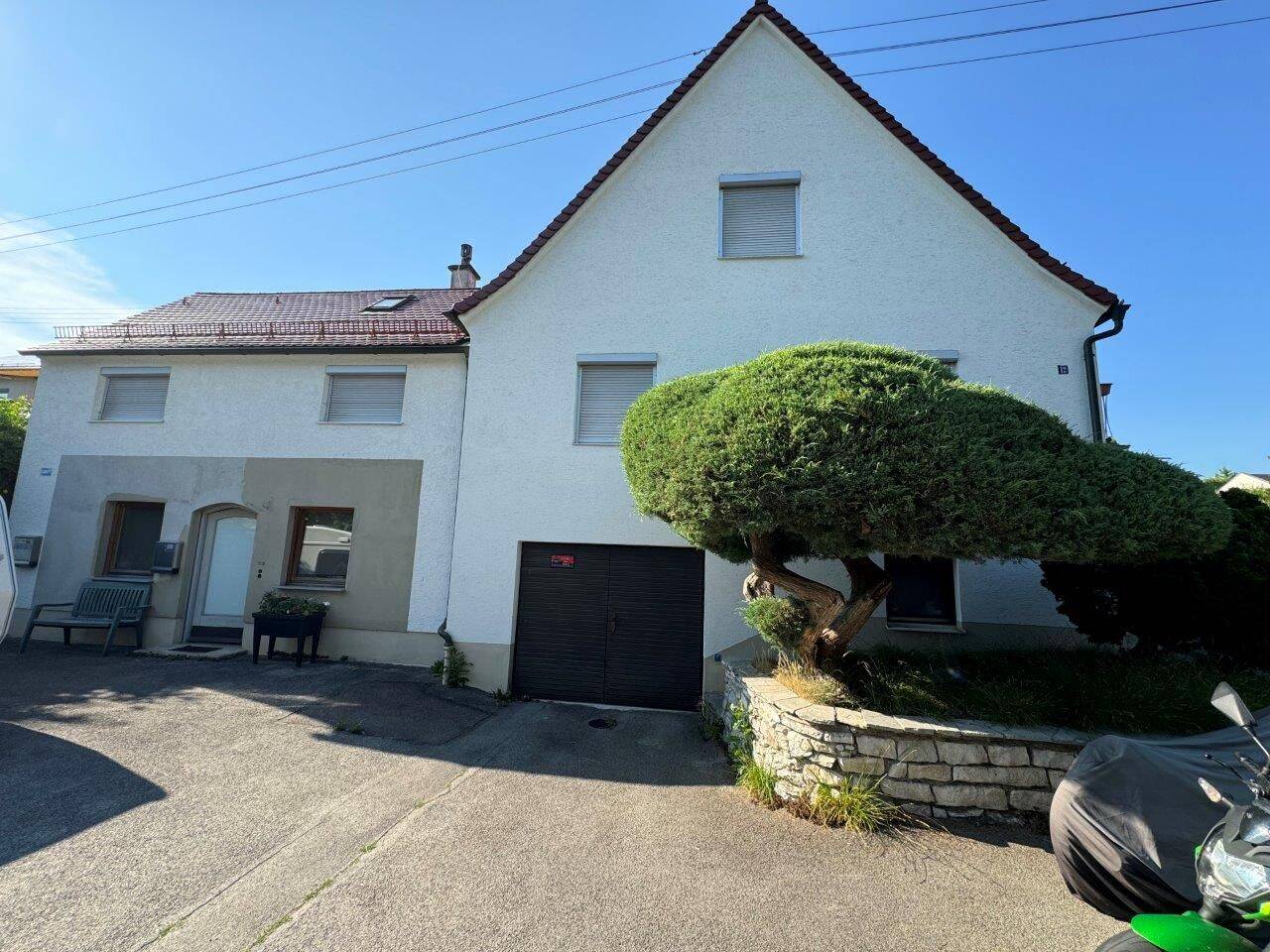 Zwei Häuser zu einem Preis – große DHH und 3 Familienhaus mit Nebengebäude direkt in Friedberg, 86316 Friedberg