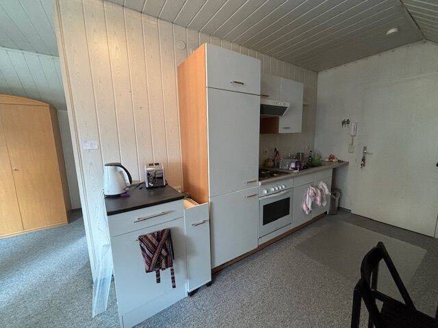 Schönes möbliertes 1-Zimmer-Bad-Appartement in Altenkirchen, 57610 Almersbach