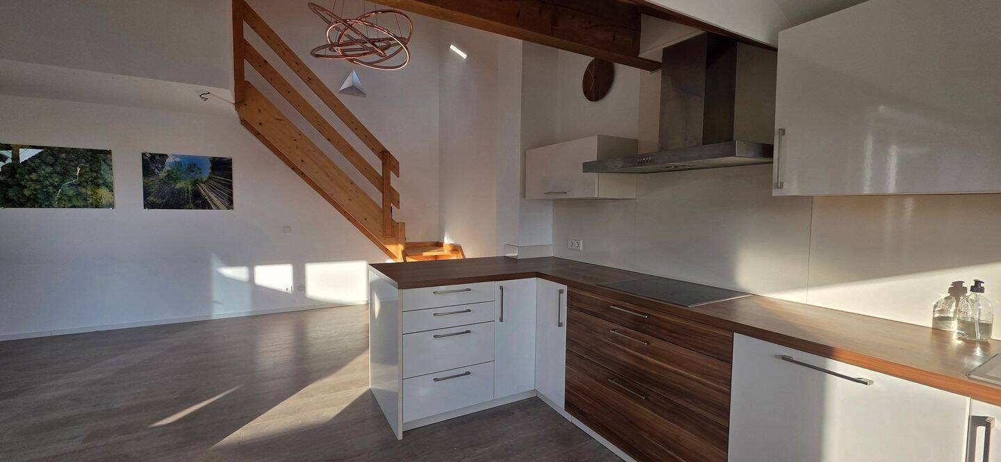 Lichtdurchflutete 3-Zimmer-Maisonette mit Loggia und Stellplatz, 75181 Pforzheim