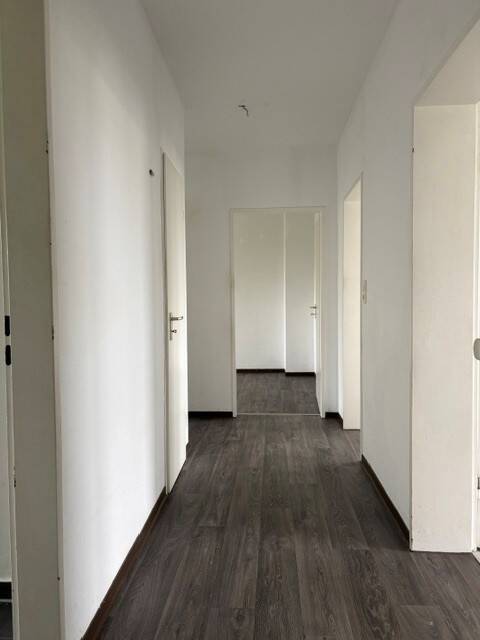 Willkommen Zuhause ! Helle 3-Zimmer-Wohnung mit Balkon, 59590 Geseke