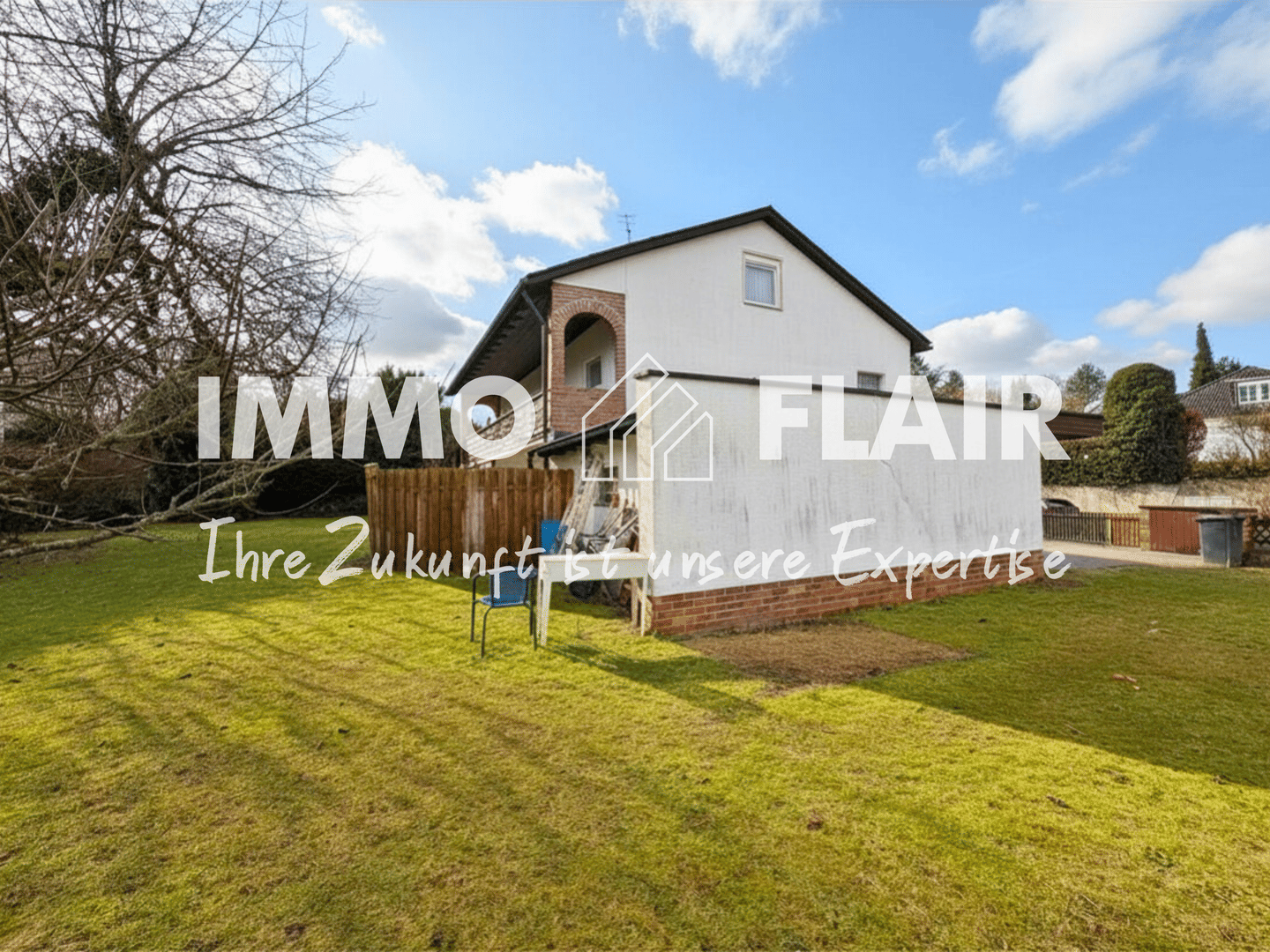 Schöne 3-Zimmer-Dachgeschosswohnung, 92224 Amberg