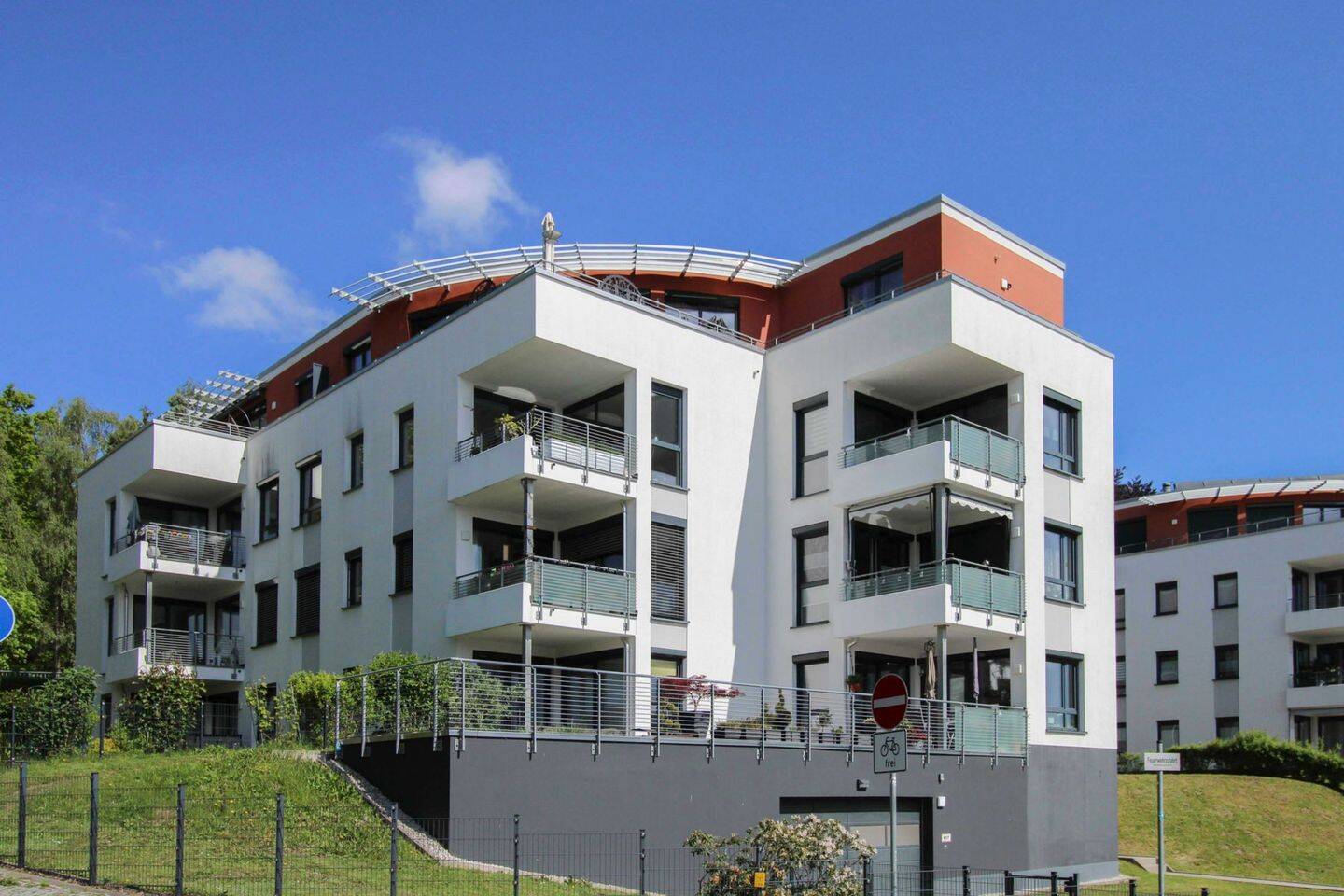 Exklusive 3-Zi.-Wohnung mit Tiefgarage, Balkon & hochwertiger Ausstattung, 9117 Chemnitz (Rabenstein Reichenbrand Rottluff Siegmar)