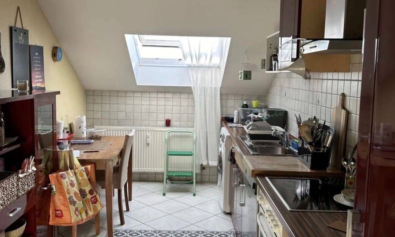 Lichtdurchflutete 3 Zimmer Dachgeschoss Wohnung, 76297 Stutensee