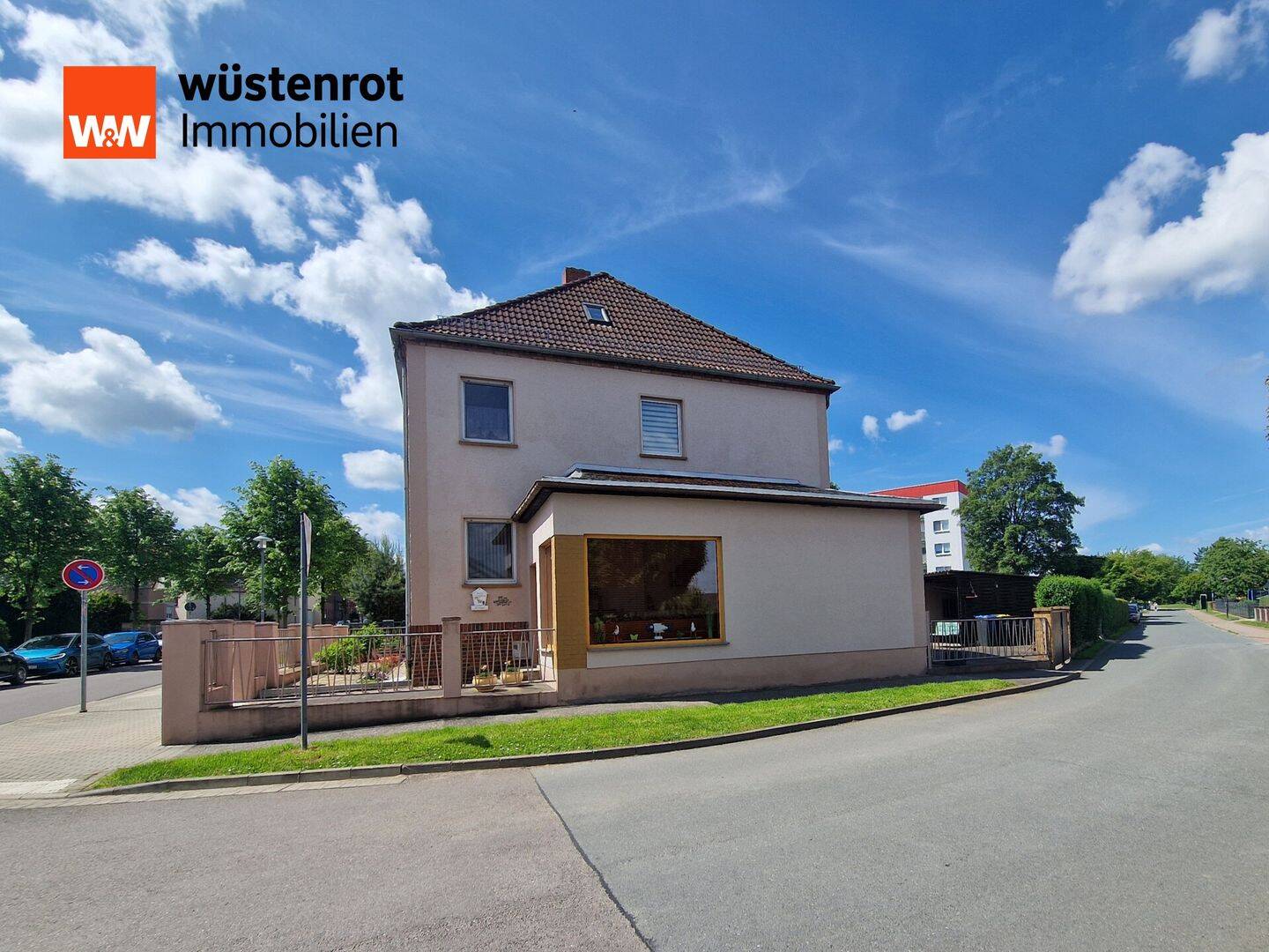 Hohenmölsen- Wohlfühlen im großzügigem Stadthaus- 3 Garagen und Garten, 6679 Hohenmölsen