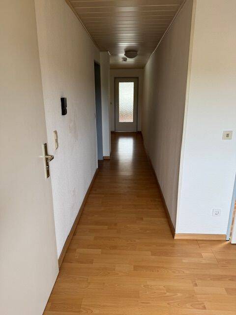 Helle 2-Zimmer-Dachgeschosswohnung mit Terrasse in Gau-Odernheim, 55239 Gau-Odernheim