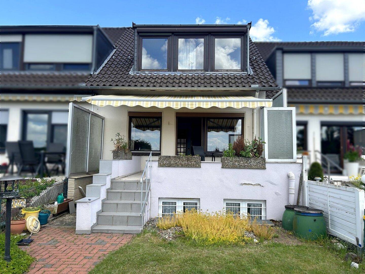 Charmantes Reihenmittelhaus mit Garten in ruhiger Lage von Sehnde-Ilten, 31319 Sehnde