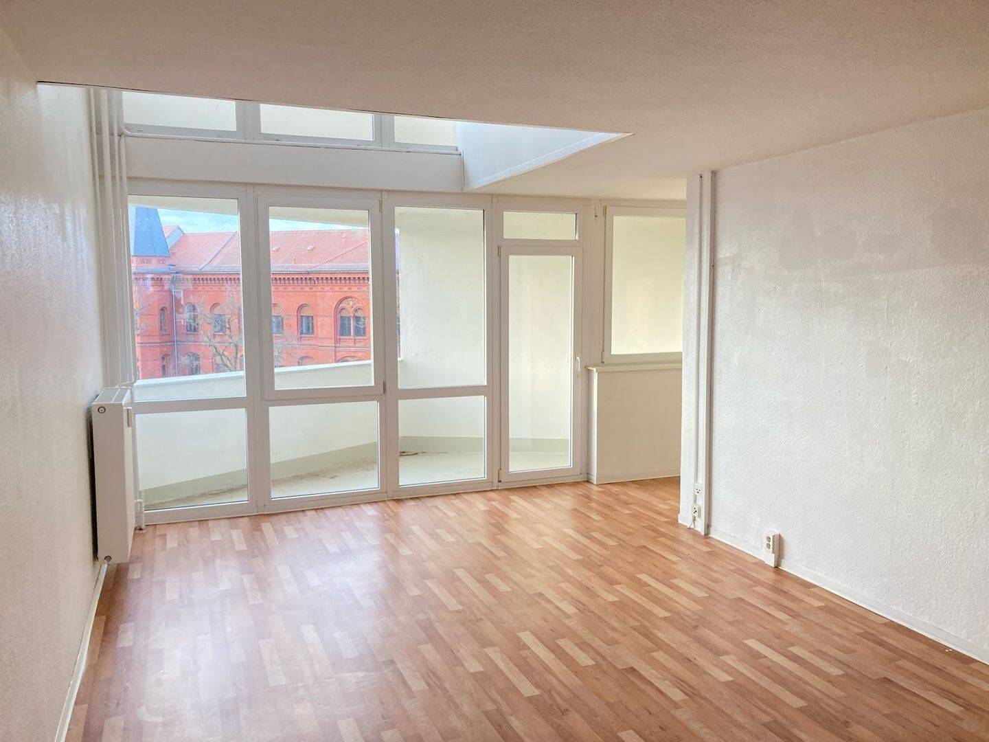 3 Zimmer auf zwei Etagen… Inklusive 2 Balkone!, 6844 Dessau-Roßlau (Innenstadt Mildensee Waldersee)