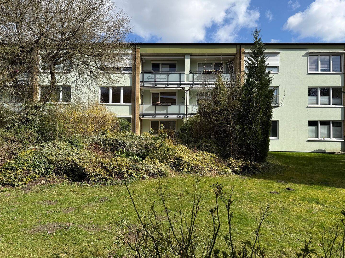 Wirklich gute Immobilien sind selten, helle 3 Zimmer Wohnung mit Loggia in HH Farmsen-Berne, 22159 Hamburg (Wandsbek Bramfeld Farmsen-Berne Sasel Tonndorf)