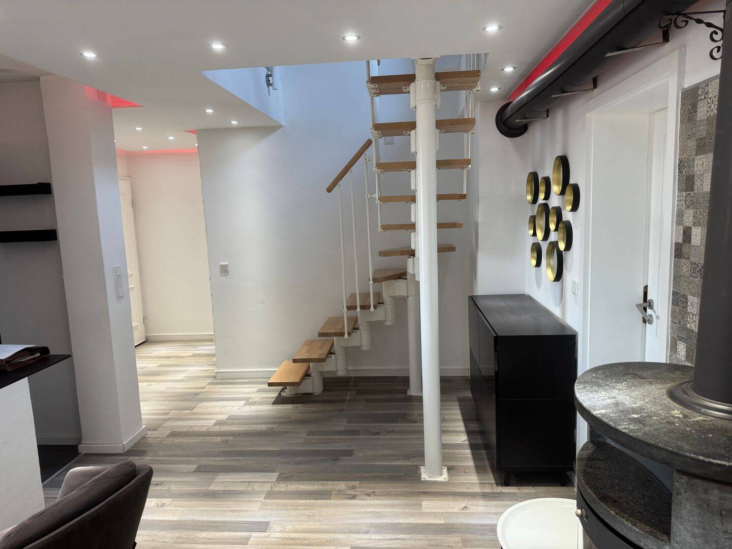 Moderne 4,5-Zimmer-Maisonettewohnung mit Kamin, 91154 Roth