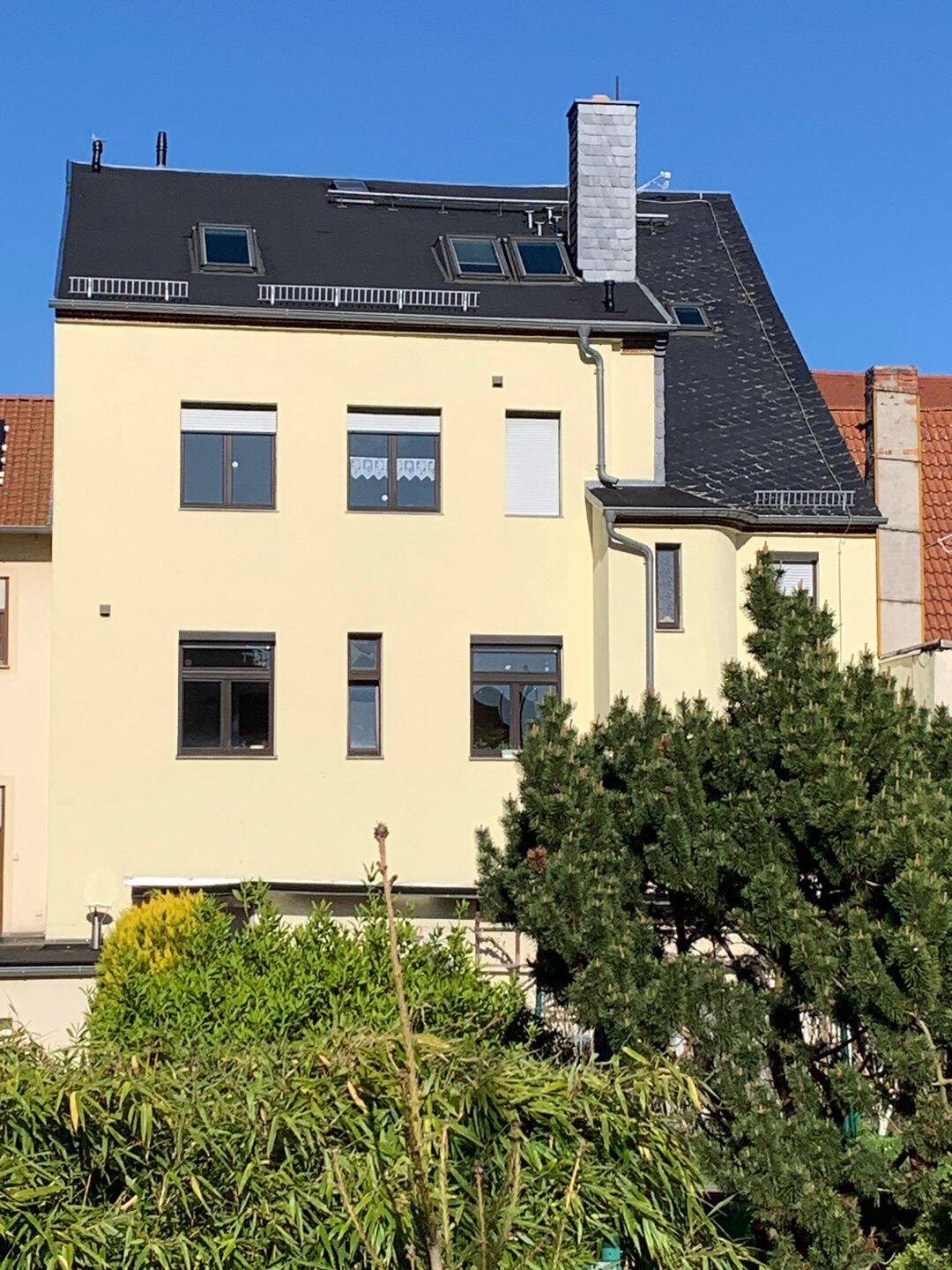 Selbst einziehen und/oder vermieten …!? 398 m² Fläche mit 920 m² traumhaften Grdstk. in Frohburg!!!, 4654 Frohburg