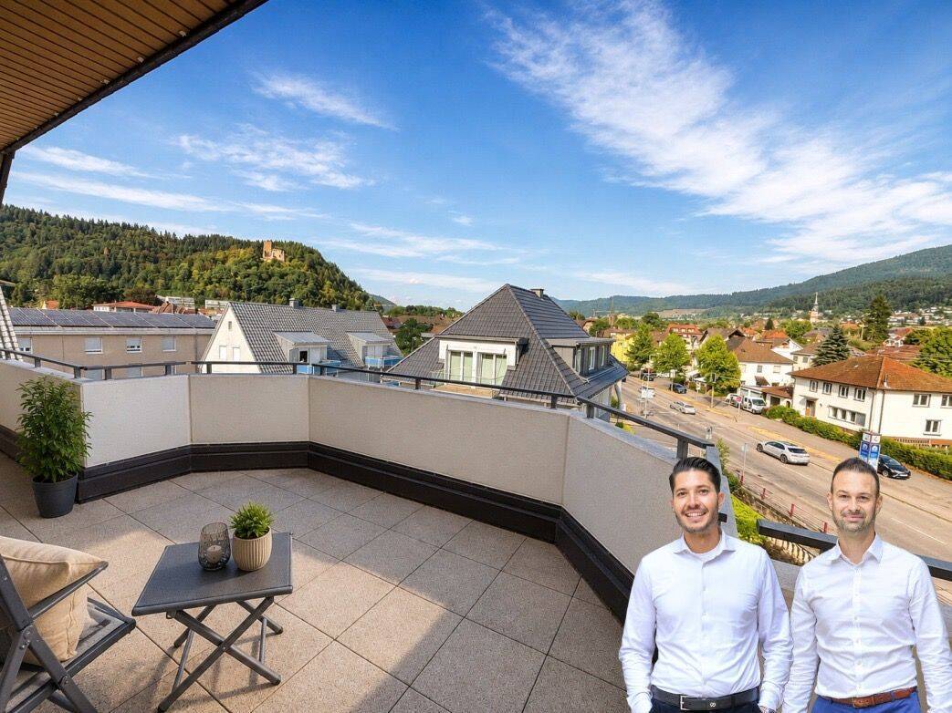 Wohnen mit Burgblick – Exklusive Dachgeschosswohnung mit TG-Stellplatz, 79183 Waldkirch