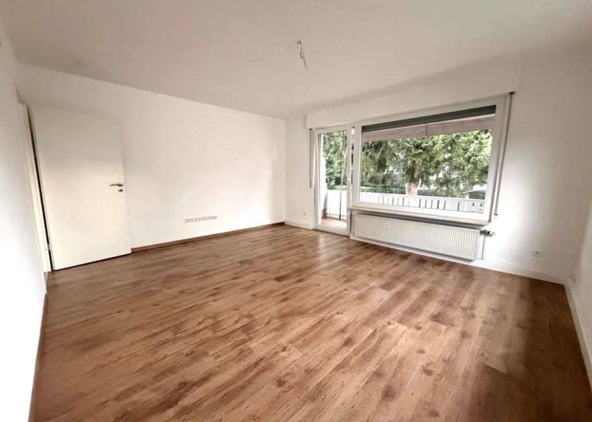 Helle 3-Zimmer-Wohnung mit Balkon in Ludwigsburg-Ost, 71638 Ludwigsburg