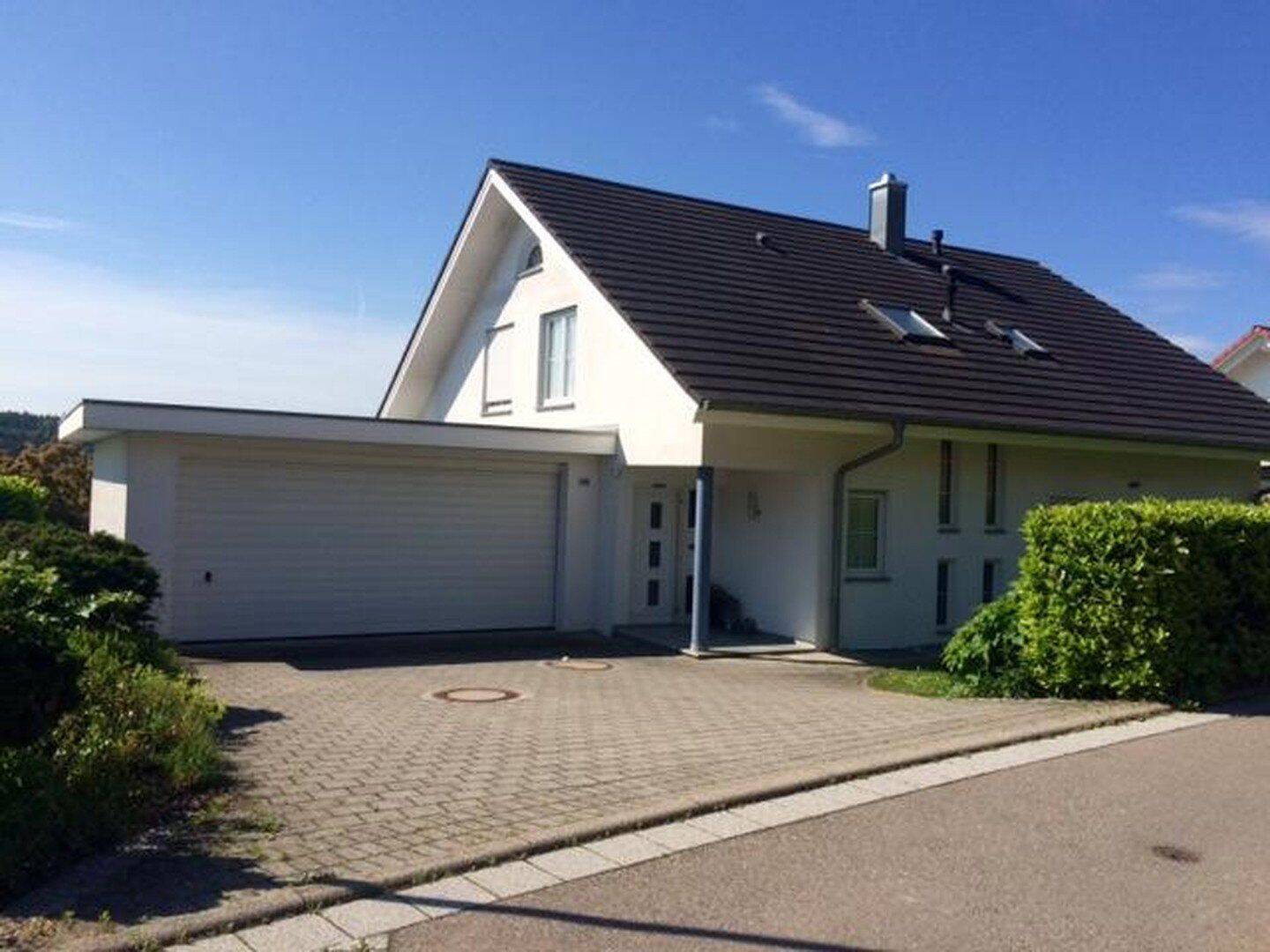 Haus mit Einliegerwohnung in 78333 Stockach (2 Wohnungen, Wohnungsgrundbücher), 78333 Stockach