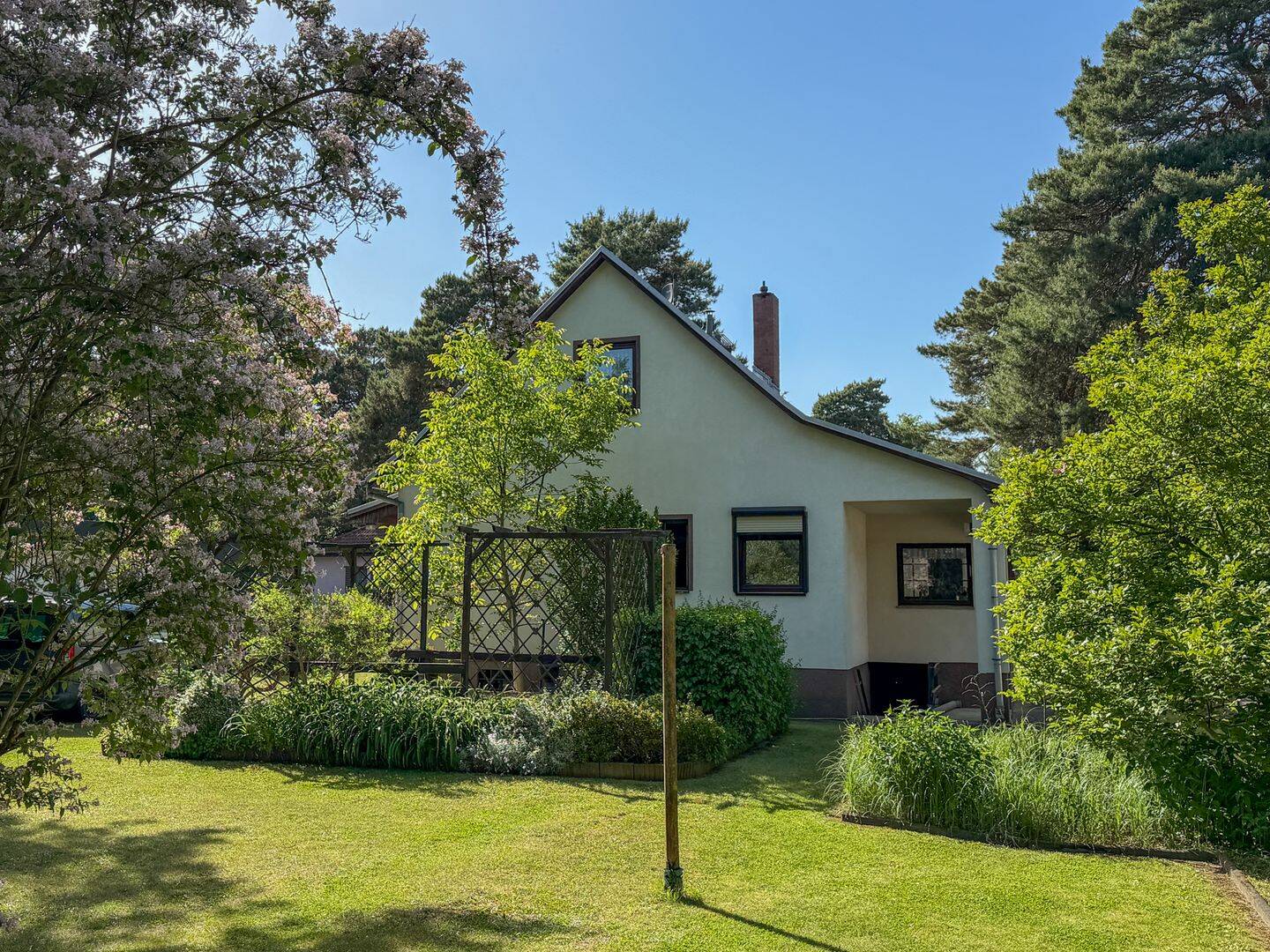Charmantes Einfamilienhaus mit Wintergarten und sonniger Terrasse, 15366 Hoppegarten