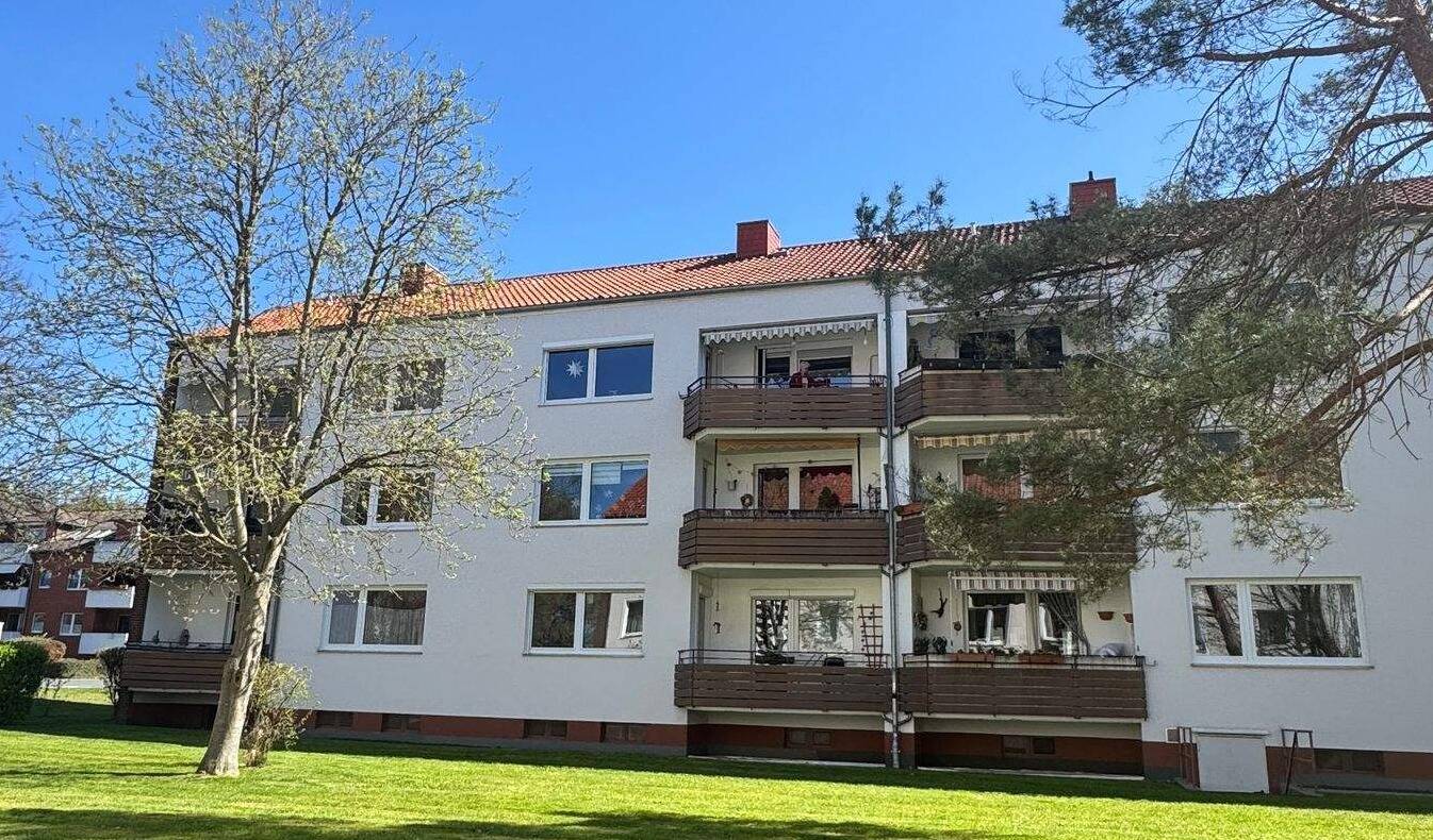 Sonnige 3 Zimmer Wohnung mit herrlichen Westbalkon im 2. Stock in Göttingen-Weende nahe der Uni, 37077 Göttingen