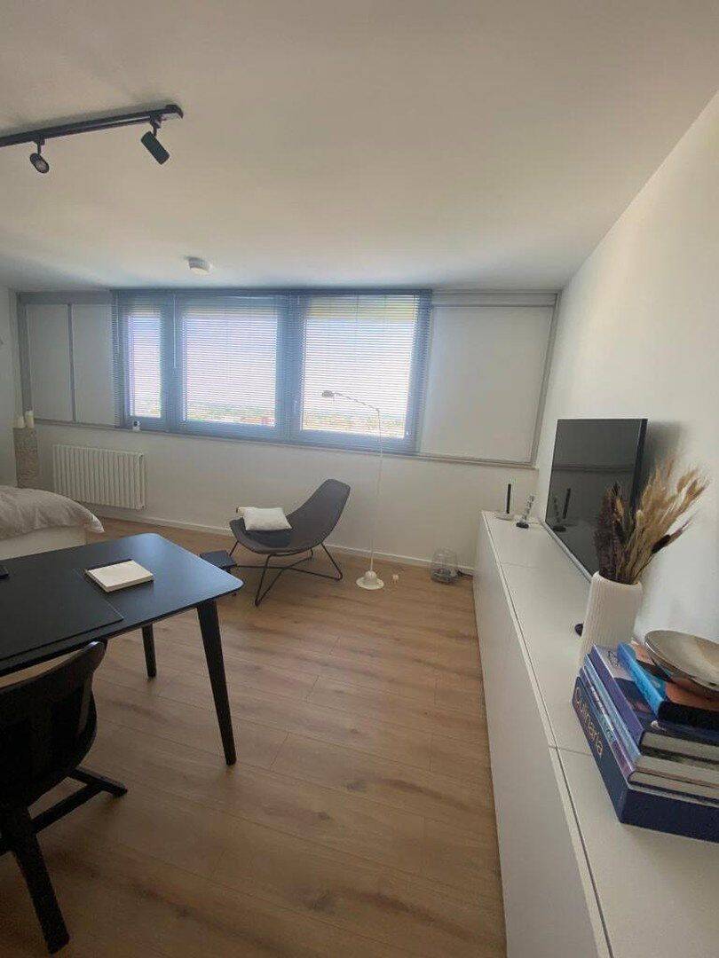 Vom Eigentümer: Helles, kernsaniertes Apartment in Neuehrenfeld, 50823 Köln (Ehrenfeld Neuehrenfeld)
