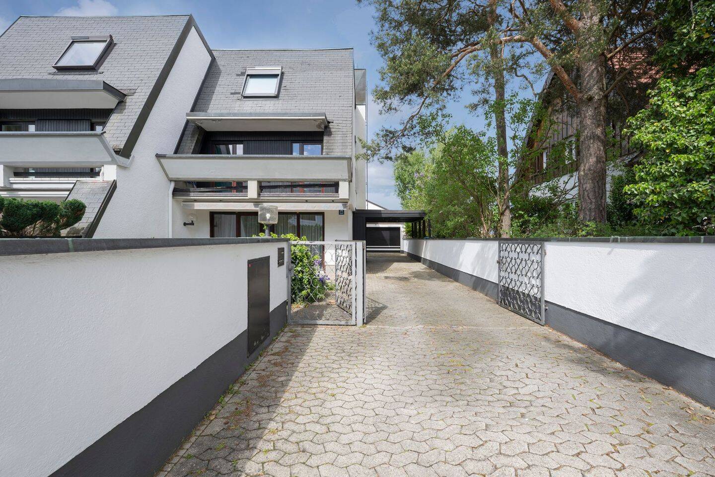 Waldtrudering: Großzügige Doppelhaushälfte mit idealer Raumaufteilung und 430m² Grundstück, 81827 München (Ramersdorf-Perlach Trudering-Riem)