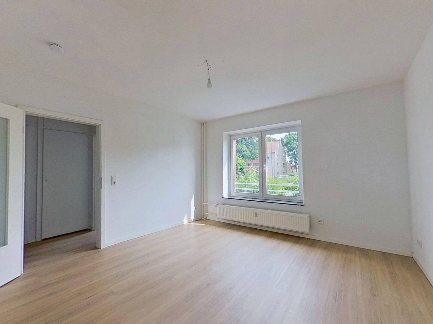 Erstbezug nach Sanierung: Stilvolles 1-Zimmer-Apartment mit viel Charme!, 24536 Neumünster (Brachenfeld Einfeld Tungendorf)