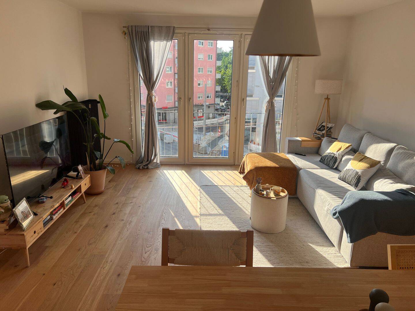 renovierte, voll möblierte 3-Zimmer-Wohnung direkt am Stadtpark : Rennweg – Maxfeld, 90489 Nürnberg (Gärten bei Wöhrd Rennweg Veilhof Wöhrd)