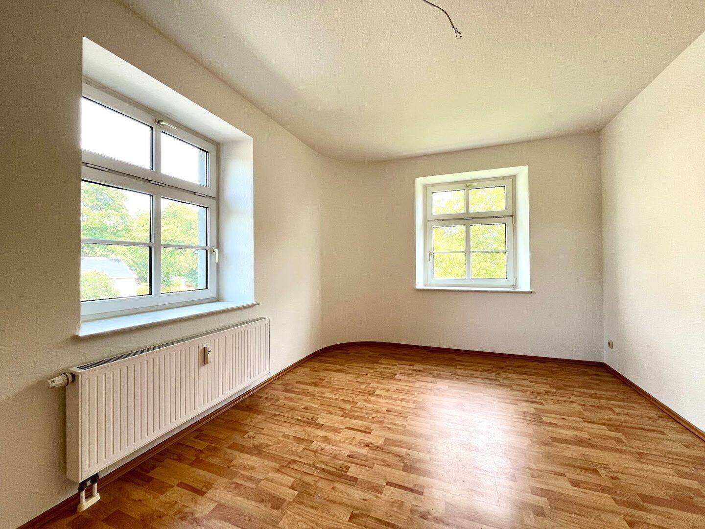 Helle Altbauwohnung für Familien – renoviert, ruhig und mit viel Platz zum Leben, 9130 Chemnitz (Hilbersdorf Sonnenberg Yorckgebiet Zentrum)