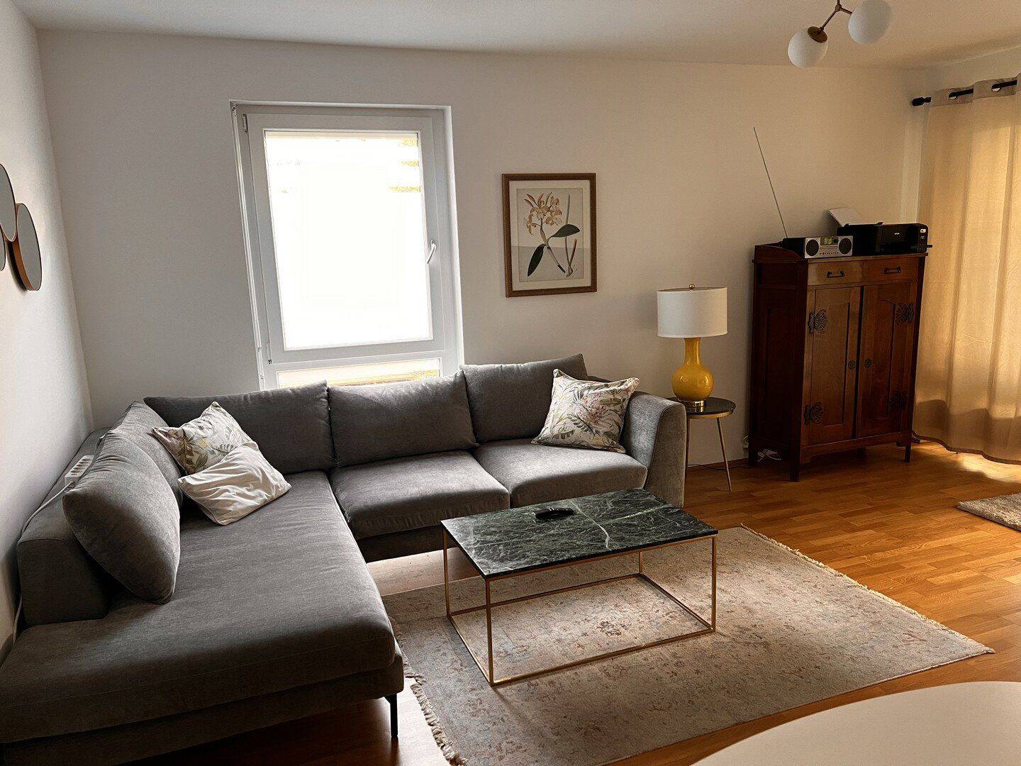 Möblierte 2-Zimmer-Wohnung im Waldfriedhofviertel auf Zeit zu vermieten, 81377 München (Hadern Sendling-Westpark)