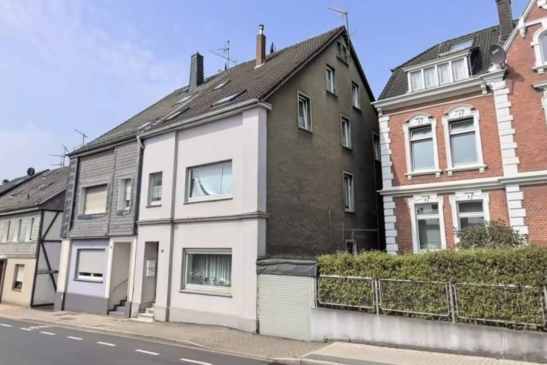 Charmantes Mehrfamilienhaus mit Potenzial in Wülfrath – renovierungsbedürftig!, 42489 Wülfrath
