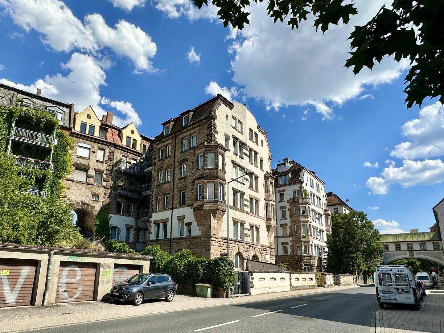 Neuwertige 2-Zi.-Dachgeschosswohnung mit Terrasse und Blick zur Uferpromenade Fürth, 90762 Fürth (Innenstadt)