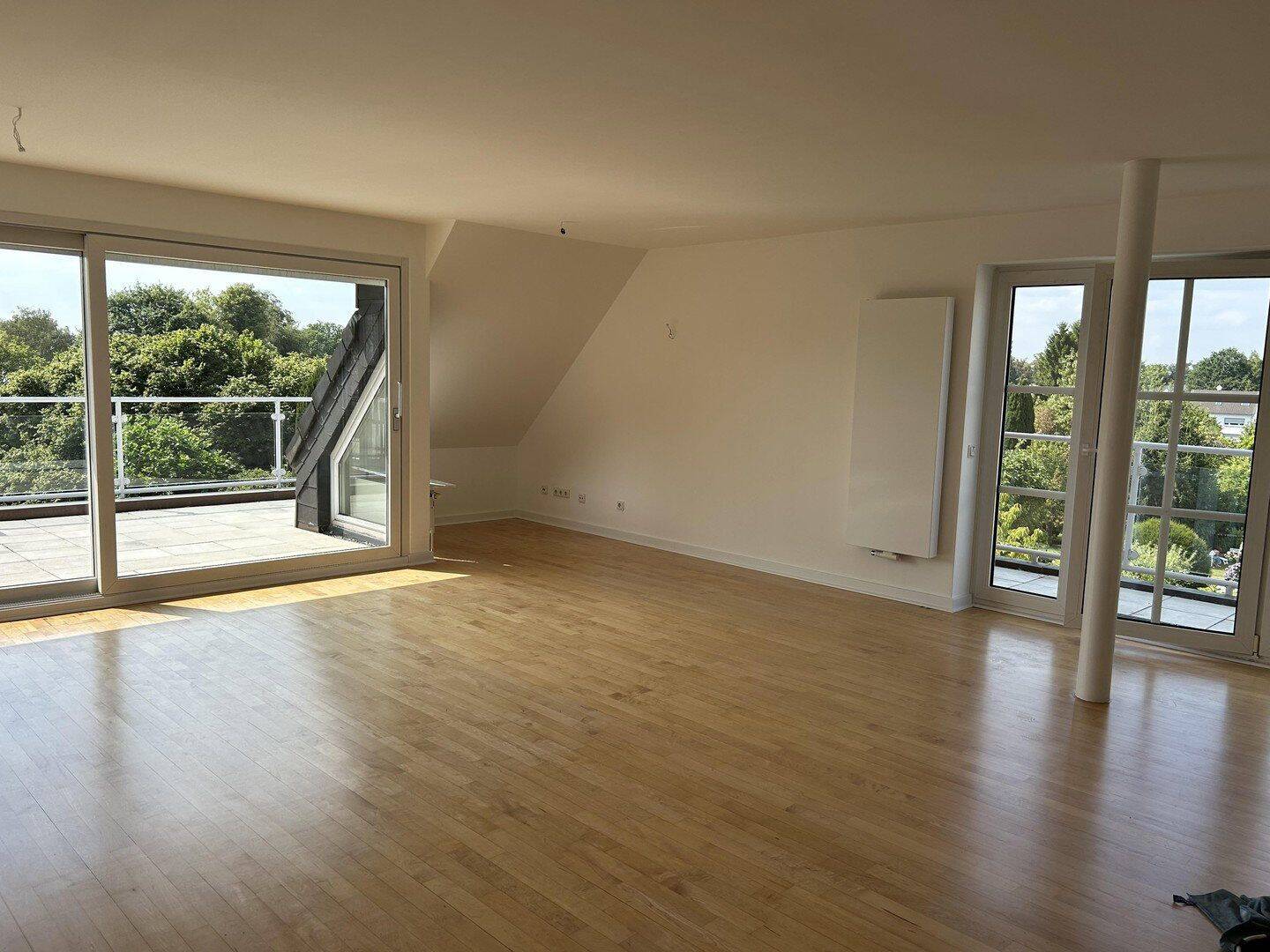 exklusive penthouseartige Dachgeschosswohnung mit großzügiger Dachterrasse in Dortmund-Kirchhörde, 44229 Dortmund