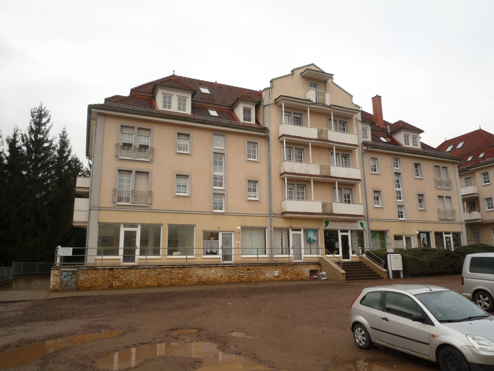 1-Raum-Wohnung mit Balkon und Stellplatz zu vermieten, 99867 Gotha