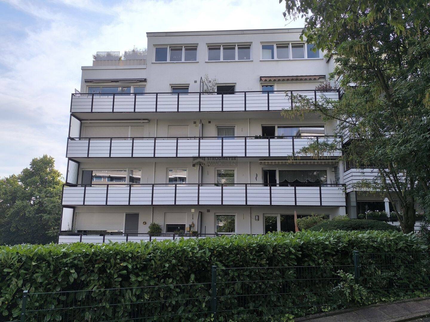 Hagen-Boloh: Offen gestaltete 3 Zimmer Wohnung mit großem Balkon und Garage, 58093 Hagen