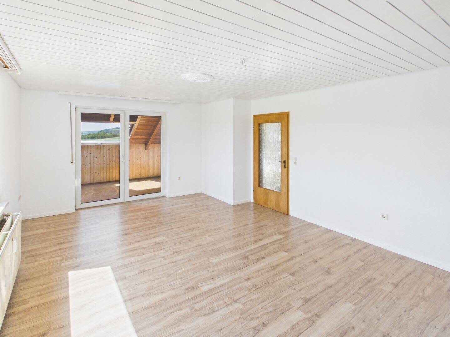 ***Geräumige 3-Zimmer Dachgeschosswohnung in Bad Hersfeld/Eichhof zu vermieten***, 36251 Bad Hersfeld