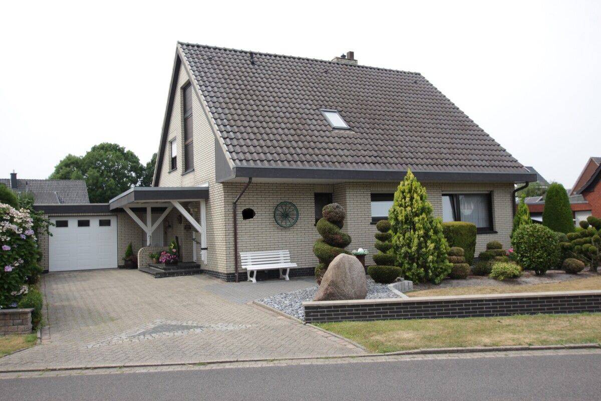 Gepflegtes EFH mit Wintergarten, Vollkeller und Garage in Altharen zu verkaufen, 49733 Haren (Ems)