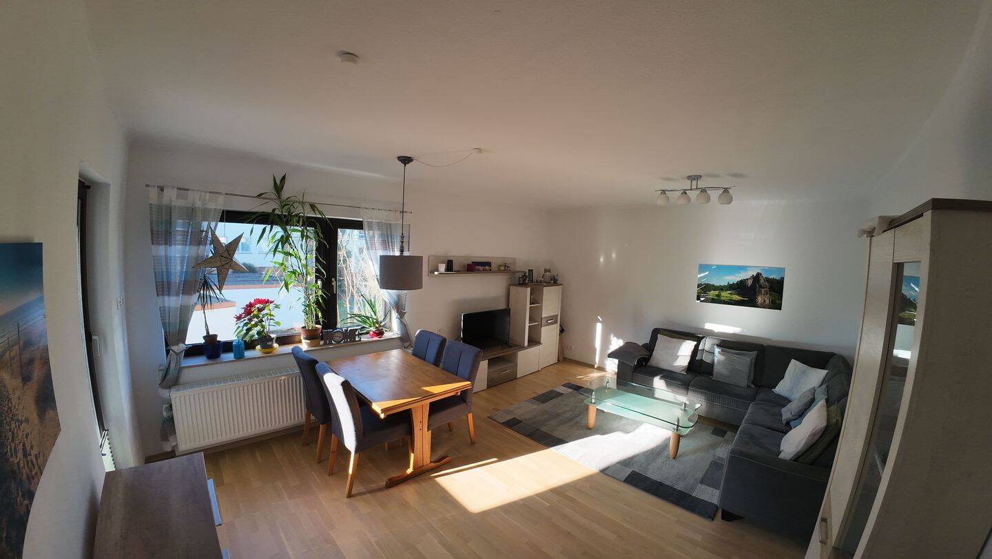 Gepflegte 2-Zimmer-Wohnung in Bremen-Woltmershausen mit Balkon, Garage, 28197 Bremen