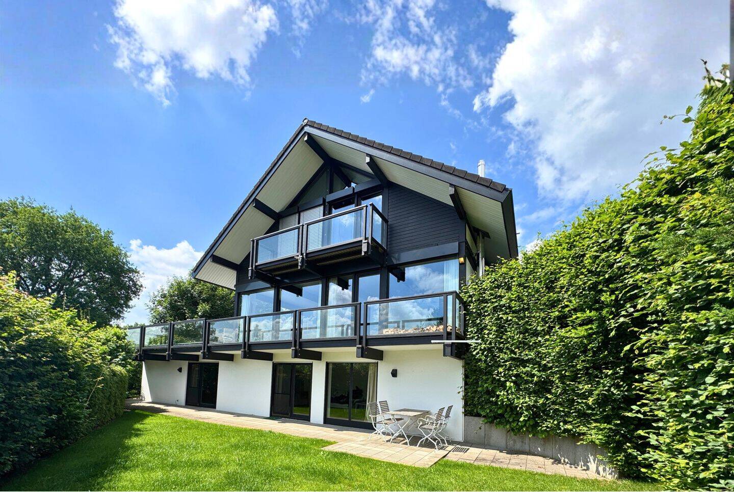 Wohnen mit Weitblick in bester Lage von Schlüchtern, 36381 Schlüchtern