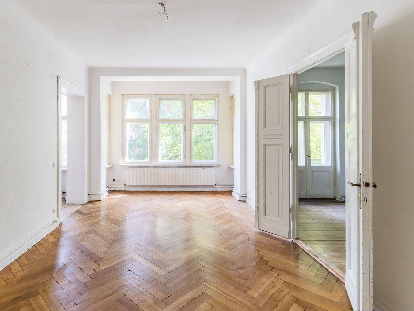 Familienfreundliche 4-Zimmer-Wohnung mit Südbalkon und großzügigem Schnitt, 12047 Berlin (Neukölln Kolonie Freie Stunde)