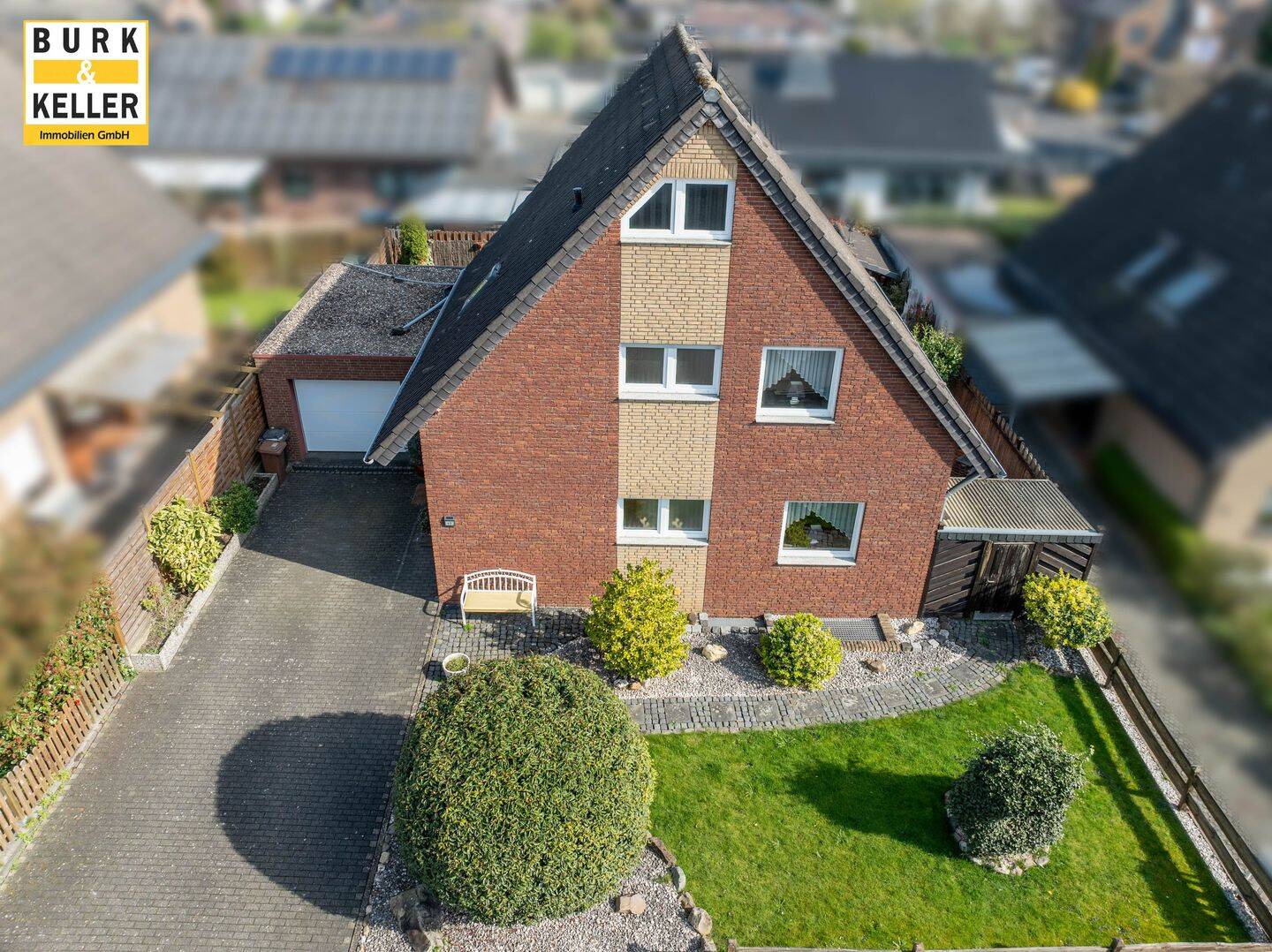 Aus erster Hand – Ihr Familien-Domizil in schönster Lage von Quadrath-Ichendorf, 50127 Bergheim