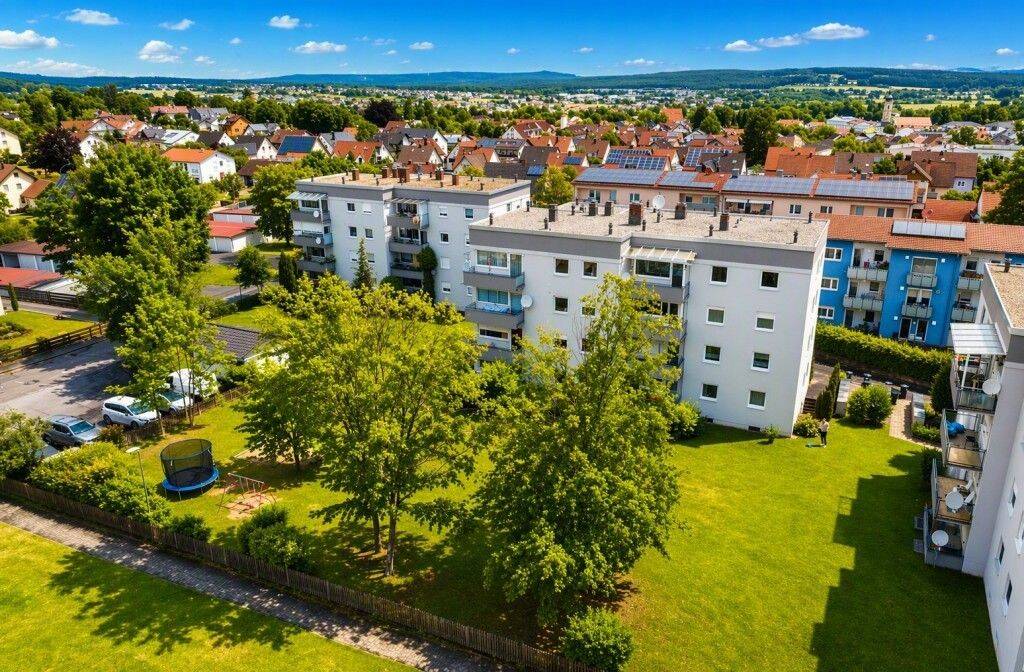 Großzügige Wohnung mit Balkon in Roding, 93426 Roding