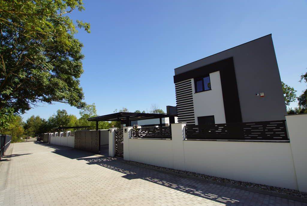 Halle-Dölau: 2 bezugsfertige Architektenhäuser auf 8.862 qm Naturgrundstück, 6120 Halle (Saale) (Dölau Heide Nord Heide Süd Kröllwitz Lettin)